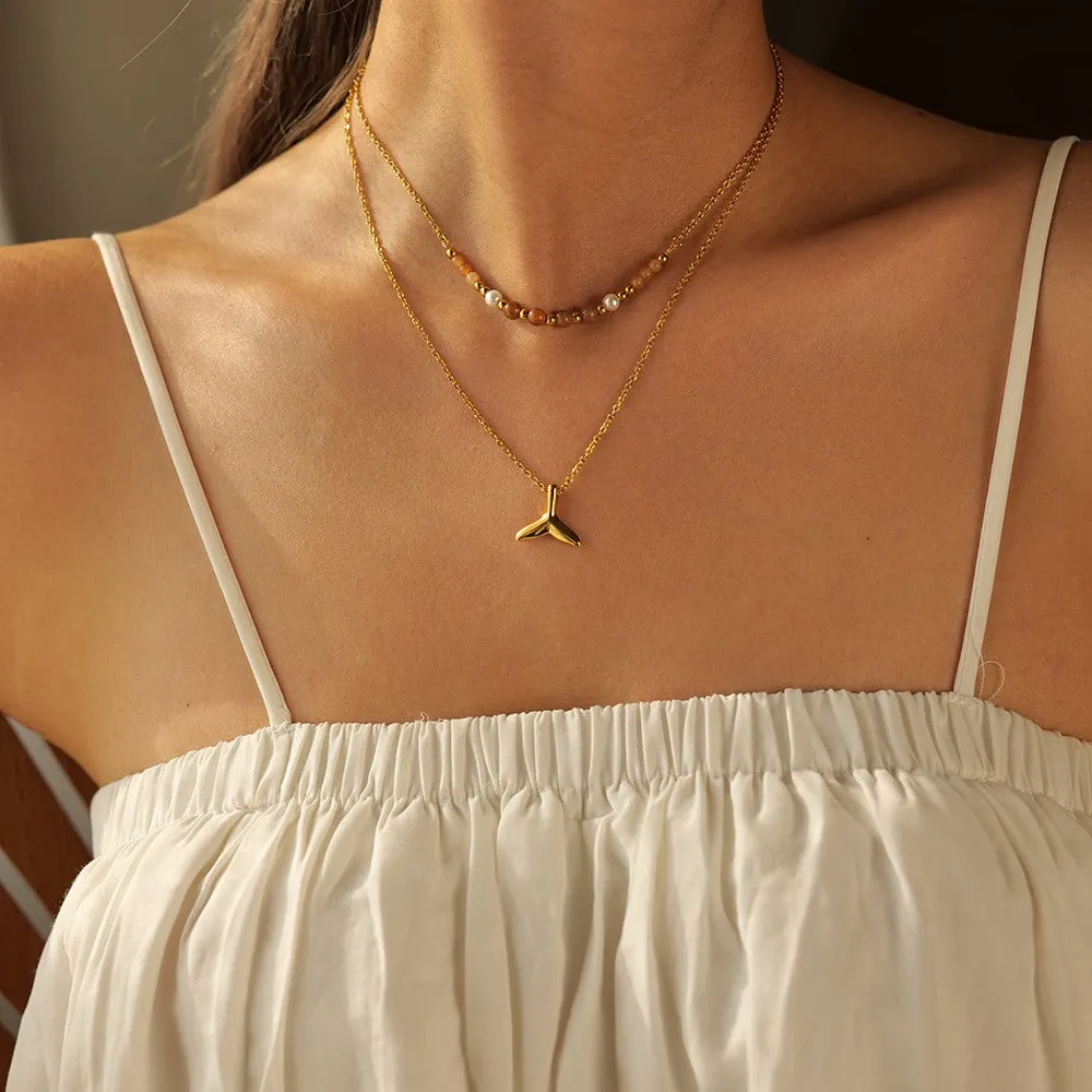 18K gold noble and luxurious shell/fishtail/starfish/conch/seahorse-shaped beach style necklace