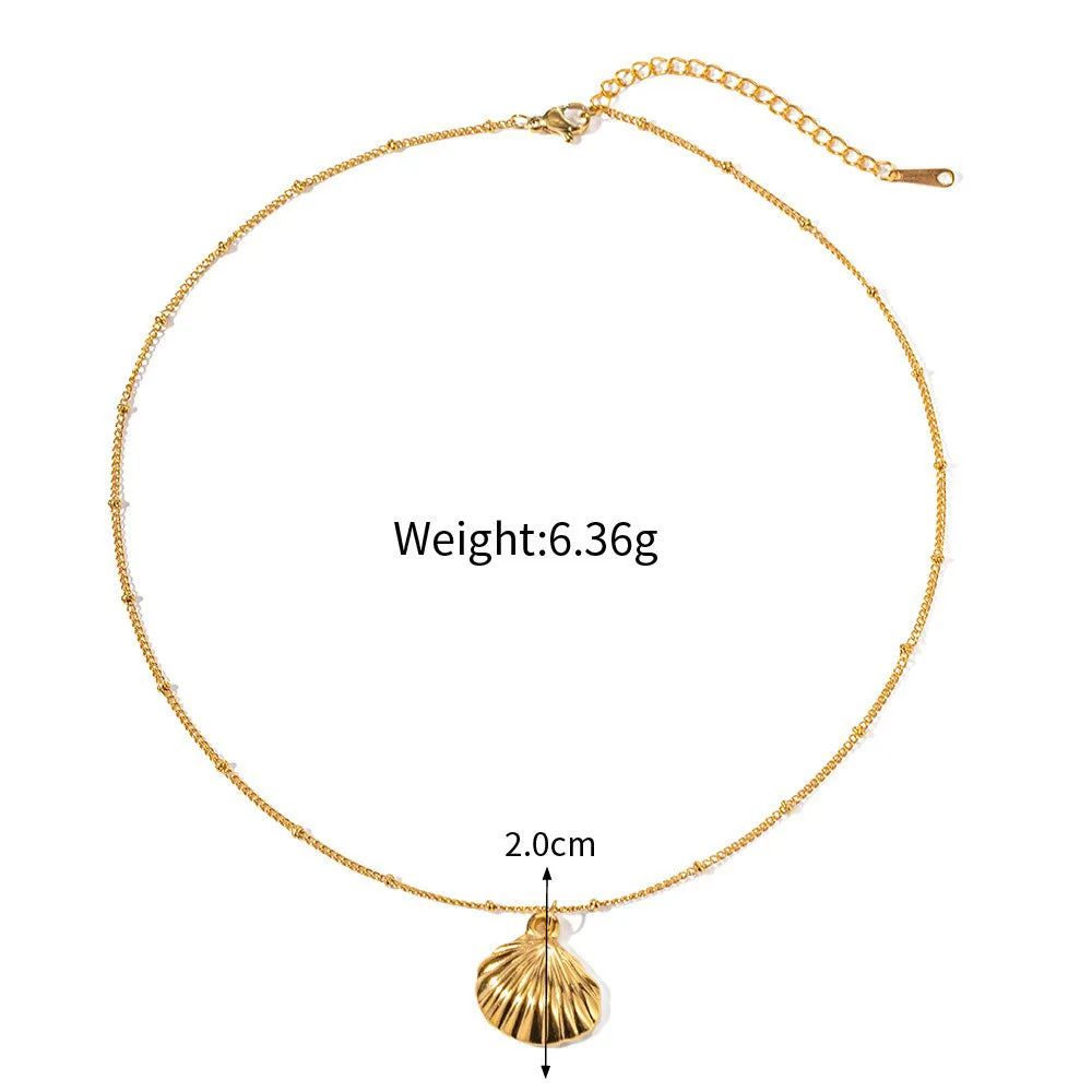 18K gold noble and luxurious shell/fishtail/starfish/conch/seahorse-shaped beach style necklace