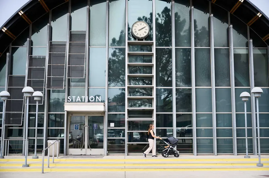 2022 Bumbleride Era - City Stroller