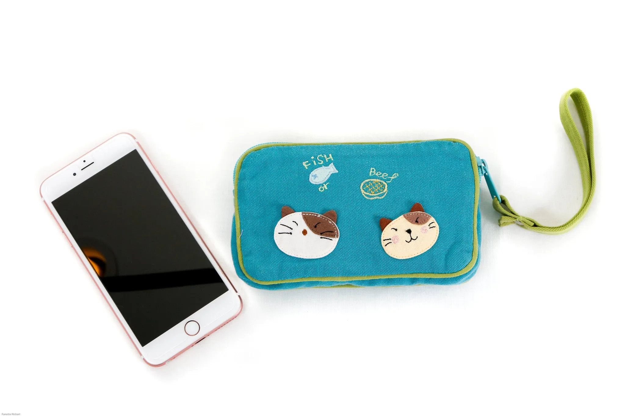 Cara Cat Wristlet
