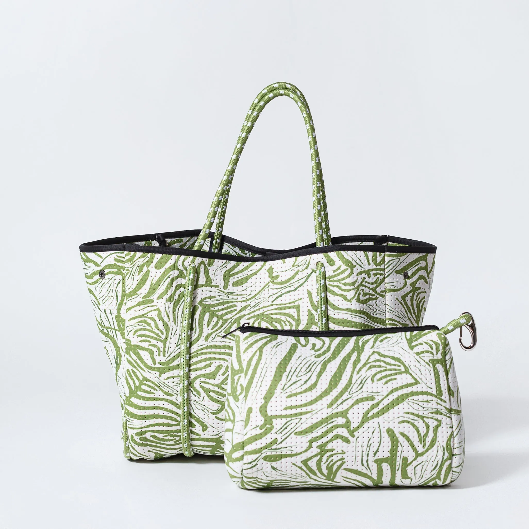 EVERYDAY TOTE SERENGETI