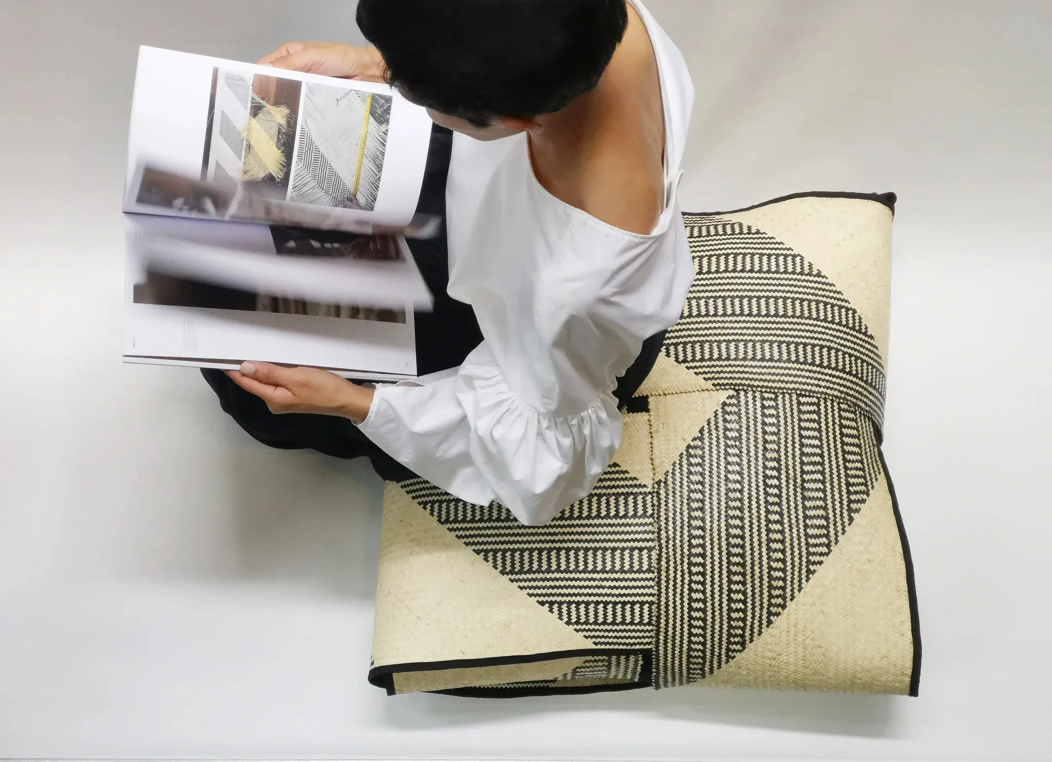 KETUPAT POUF
