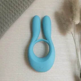 Medlar | Vulva Contouring Cock Ring with Vibrating Clitoral Prongs