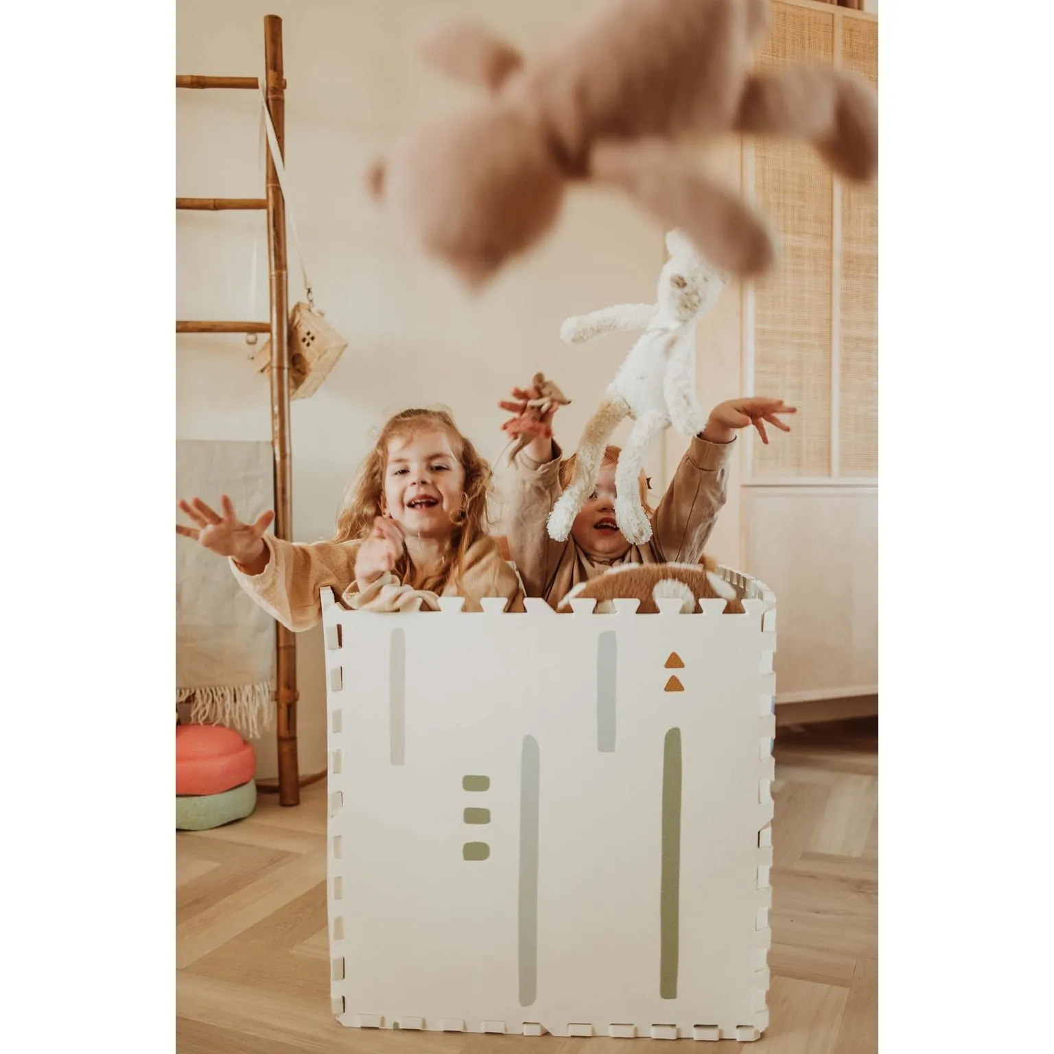 Play&Go EEVAA 3-in-1 Reversible Puzzle Playmat - Farm - 120x180cm