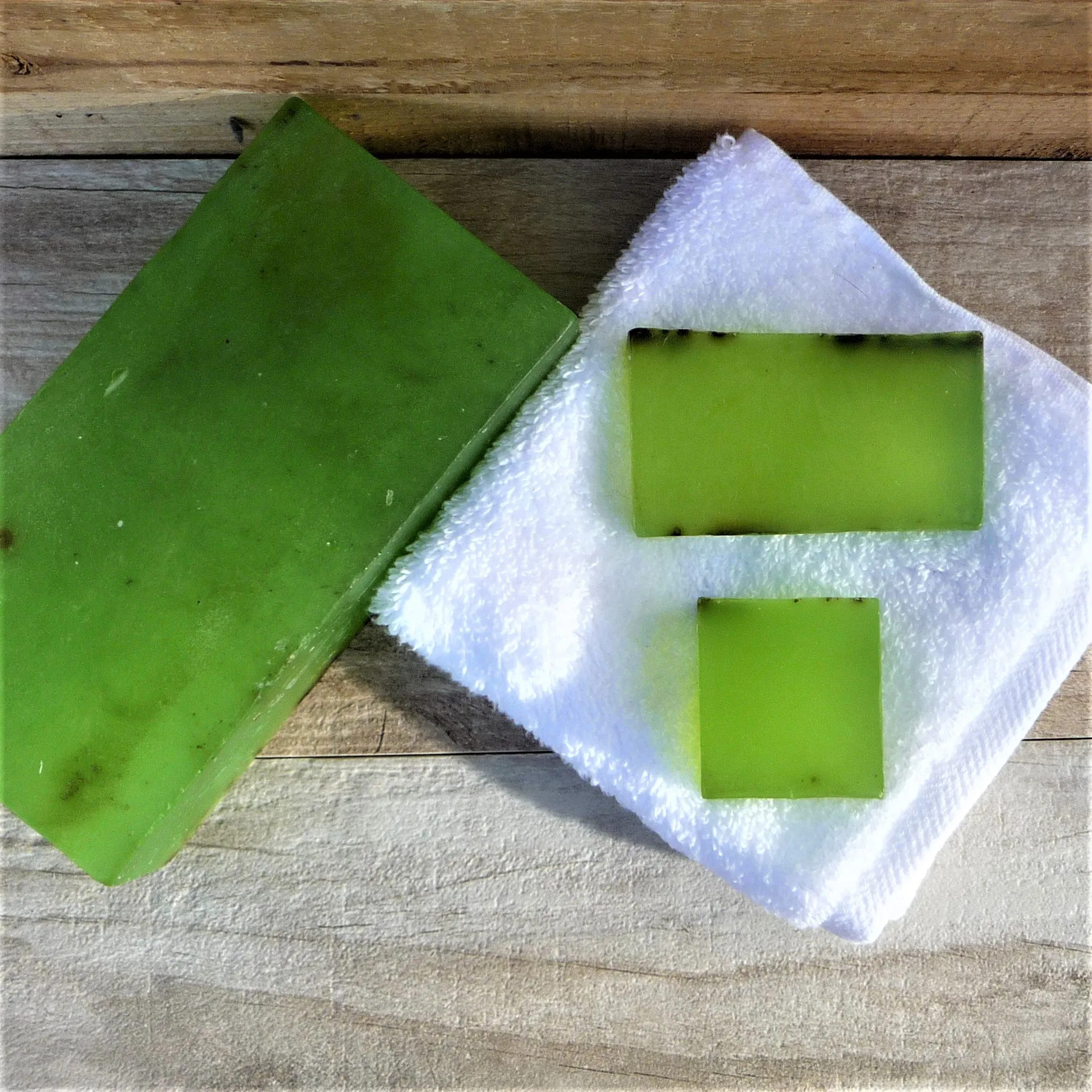 Tea Tree, Lime & Spearmint Shampoo Bar