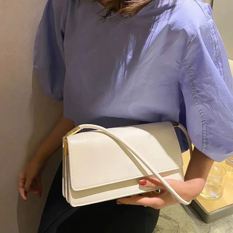 Uniwim Arlo Crossbody Flap Bag