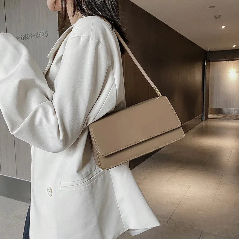 Uniwim Arlo Crossbody Flap Bag
