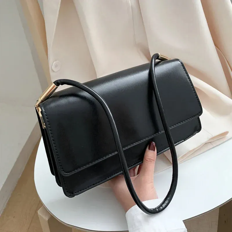 Uniwim Arlo Crossbody Flap Bag