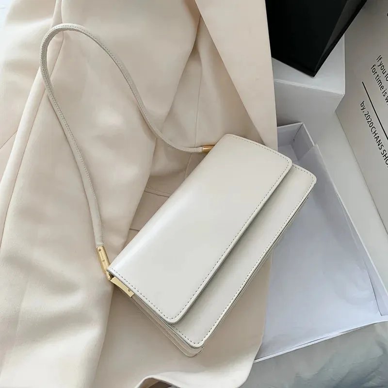 Uniwim Arlo Crossbody Flap Bag