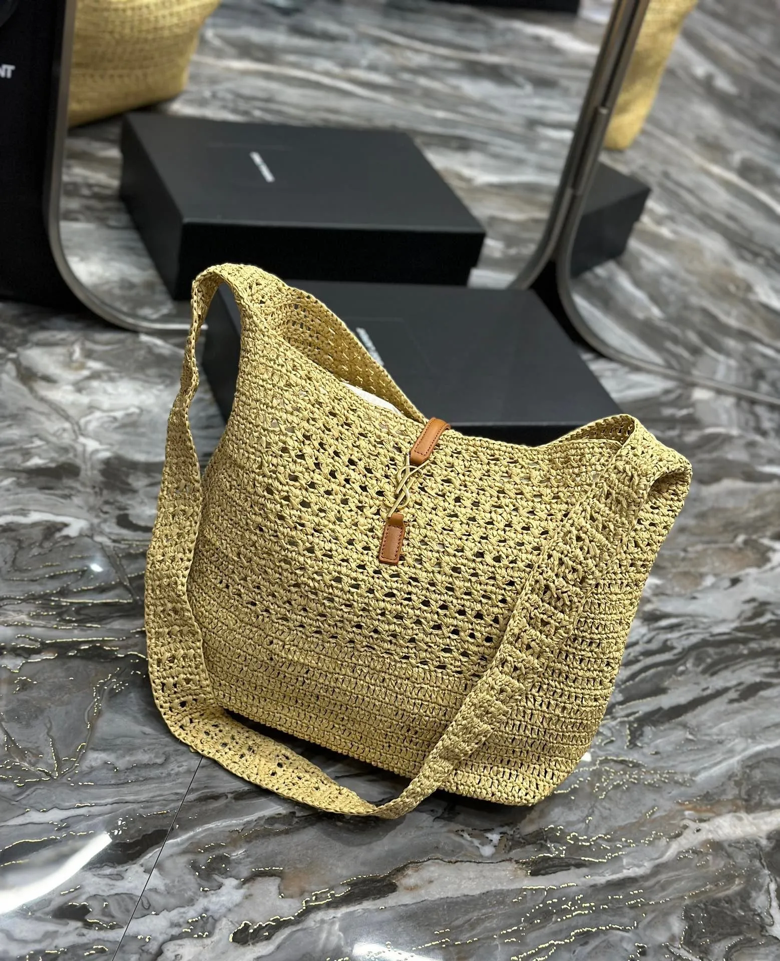 YSK253 Hobo Raffia Bag / HIGHEST QUALITY VERSION / 14.6 x 11.8 x 5.5 inches