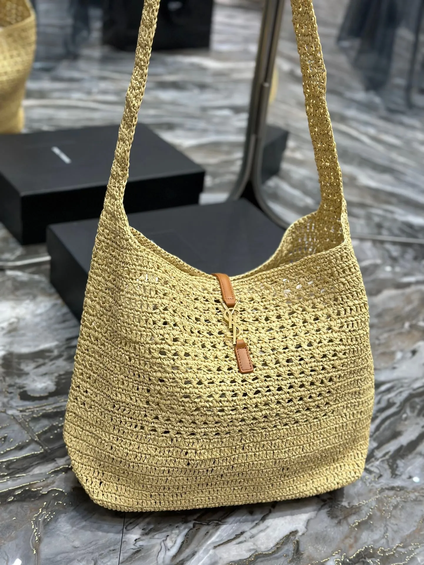 YSK253 Hobo Raffia Bag / HIGHEST QUALITY VERSION / 14.6 x 11.8 x 5.5 inches