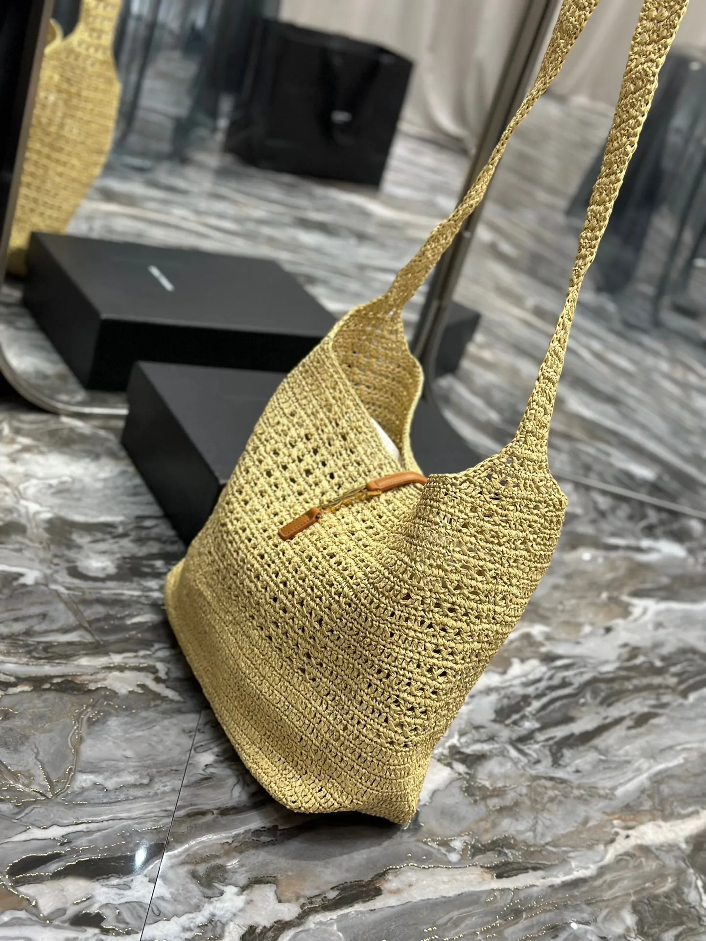YSK253 Hobo Raffia Bag / HIGHEST QUALITY VERSION / 14.6 x 11.8 x 5.5 inches