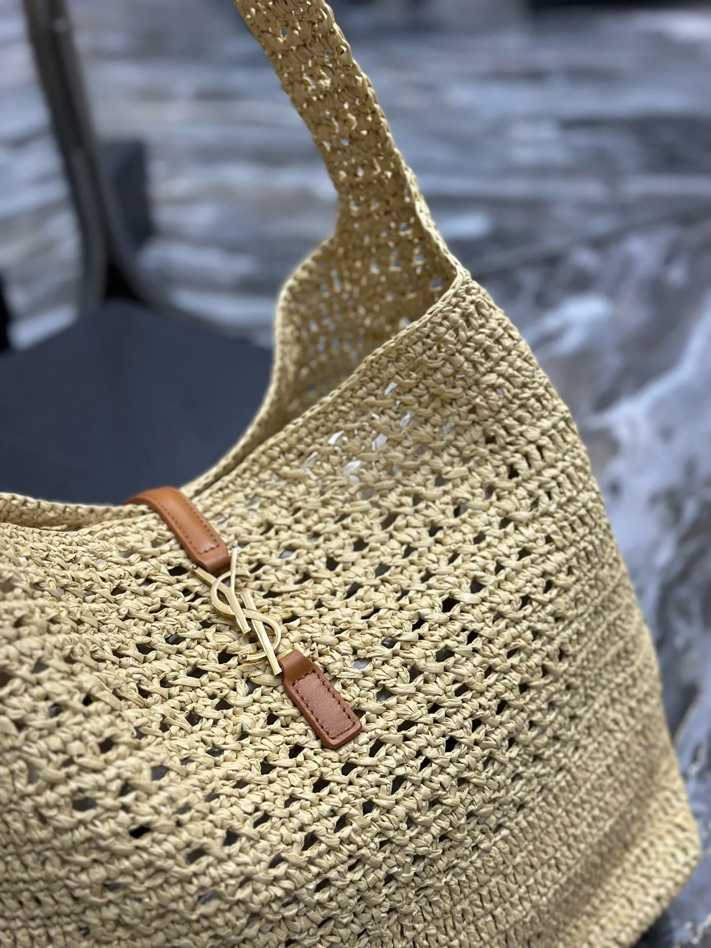 YSK253 Hobo Raffia Bag / HIGHEST QUALITY VERSION / 14.6 x 11.8 x 5.5 inches